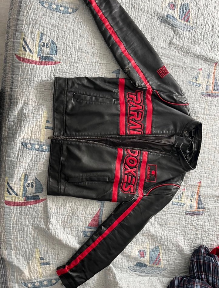 Bershka Kırmızı Siyah Baskılı Deri Biker Ceket - Görsel 3