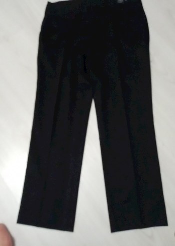 Siyah Kemerli Midi Kumaş Kadın Pantolon
