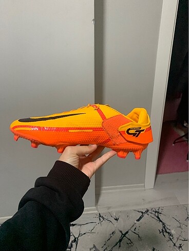 41 Beden Nike phantom krampon