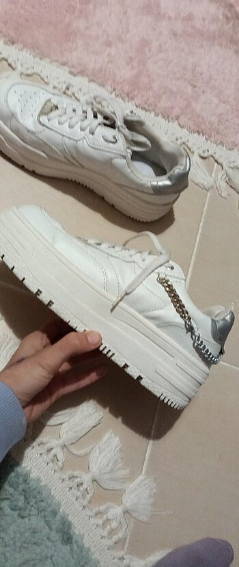 38 Beden Bershka ayakkabı