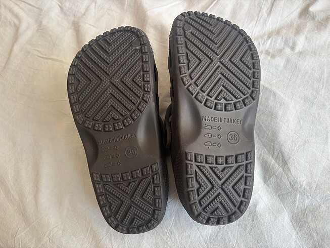 3 lü crocs batman crocs 36 numara - Görsel 4