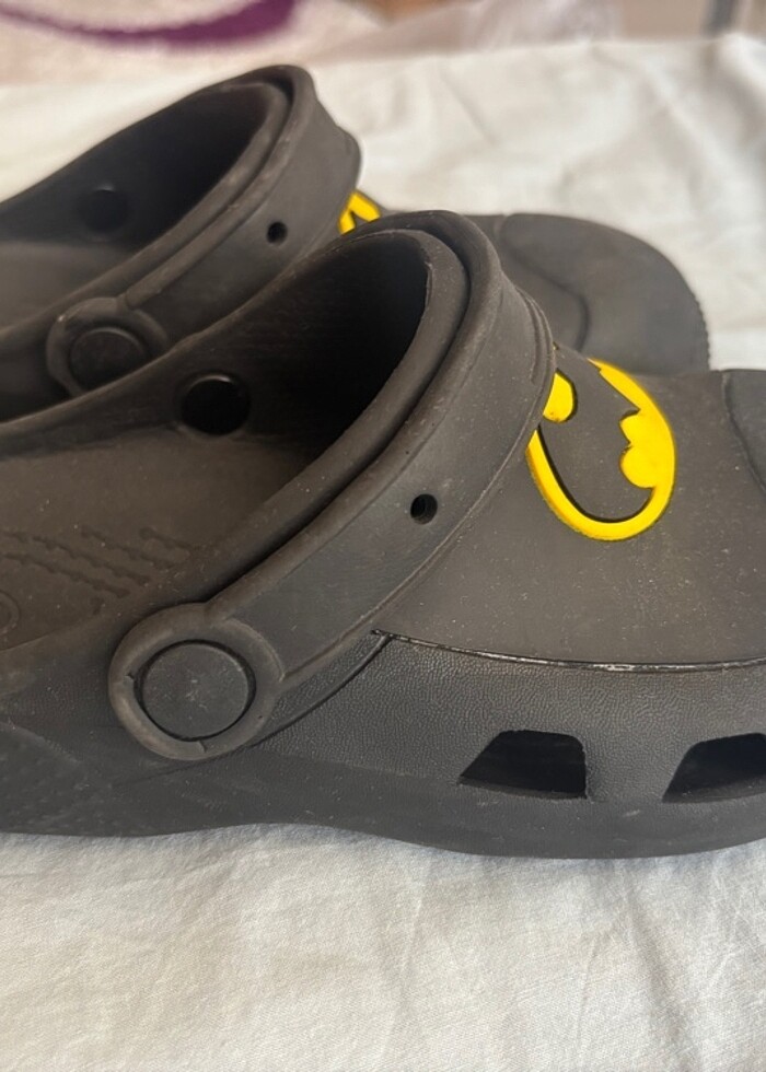 3 lü crocs batman crocs 36 numara - Görsel 3