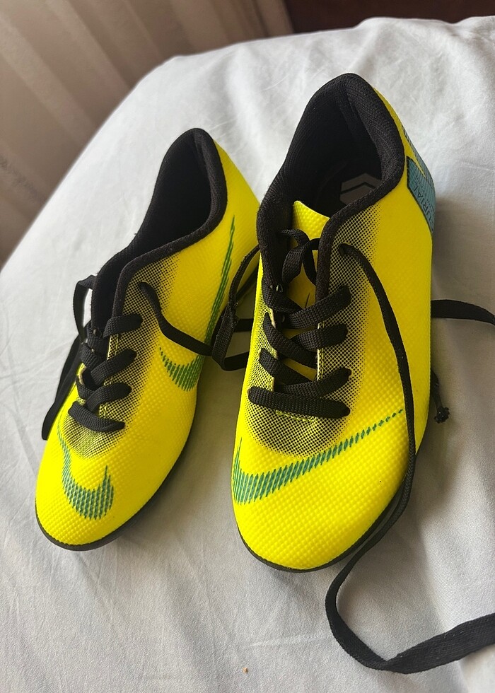 Erkek çocuk nike krampon - Görsel 2