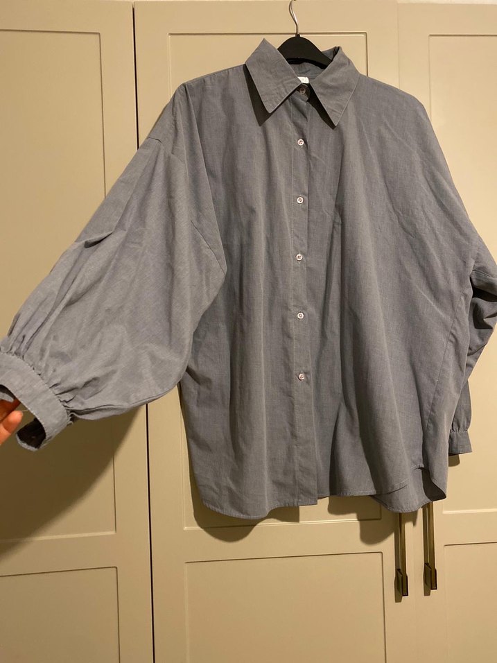 Gri Kadın Gömlek Yüksek Yaka - Görsel 2