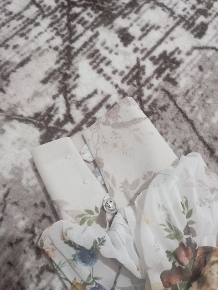 Bohem Stil Uzun Bej Çiçekli Elbise - Görsel 3