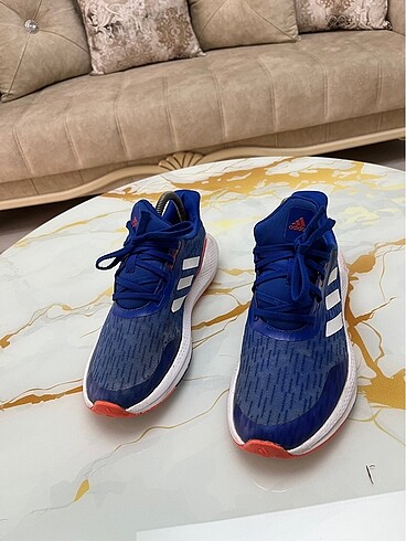 39 Beden mavi Renk Orijinal Adidas EQ21