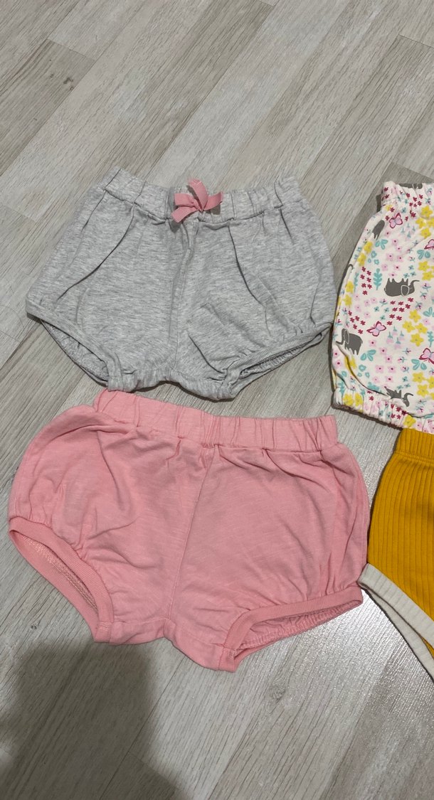 Gri Elastik Bel Kız Şortu - Görsel 2