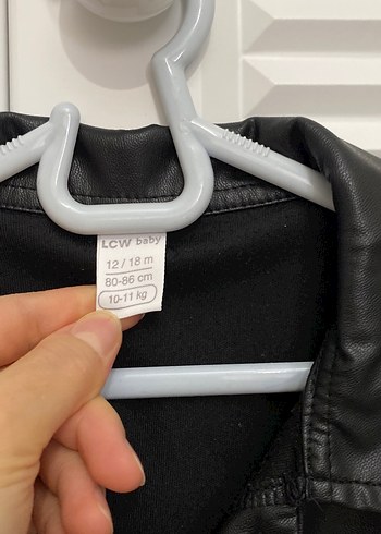 Düğmeli Siyah Deri çocuk Ceket - Görsel 3