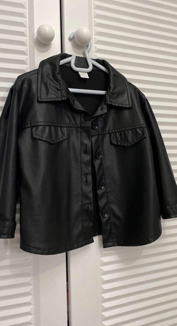 Düğmeli Siyah Deri çocuk Ceket - Görsel 2