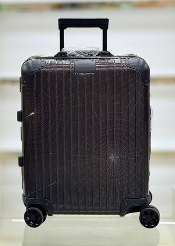 Diğer Rimowa X Supreme Spiderman Valiz