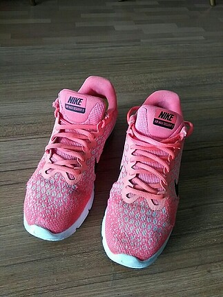 Nike 37.5