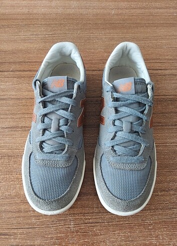 New Balance 37.5