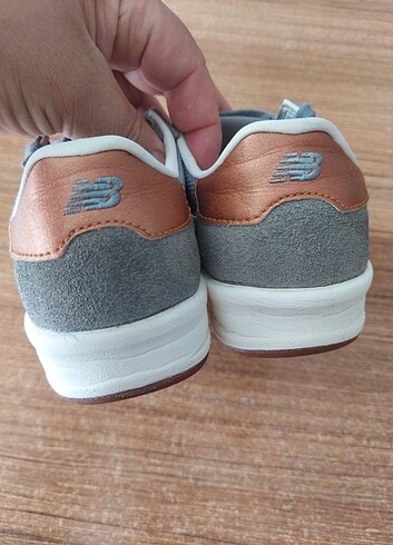 New Balance New Balance 37.5