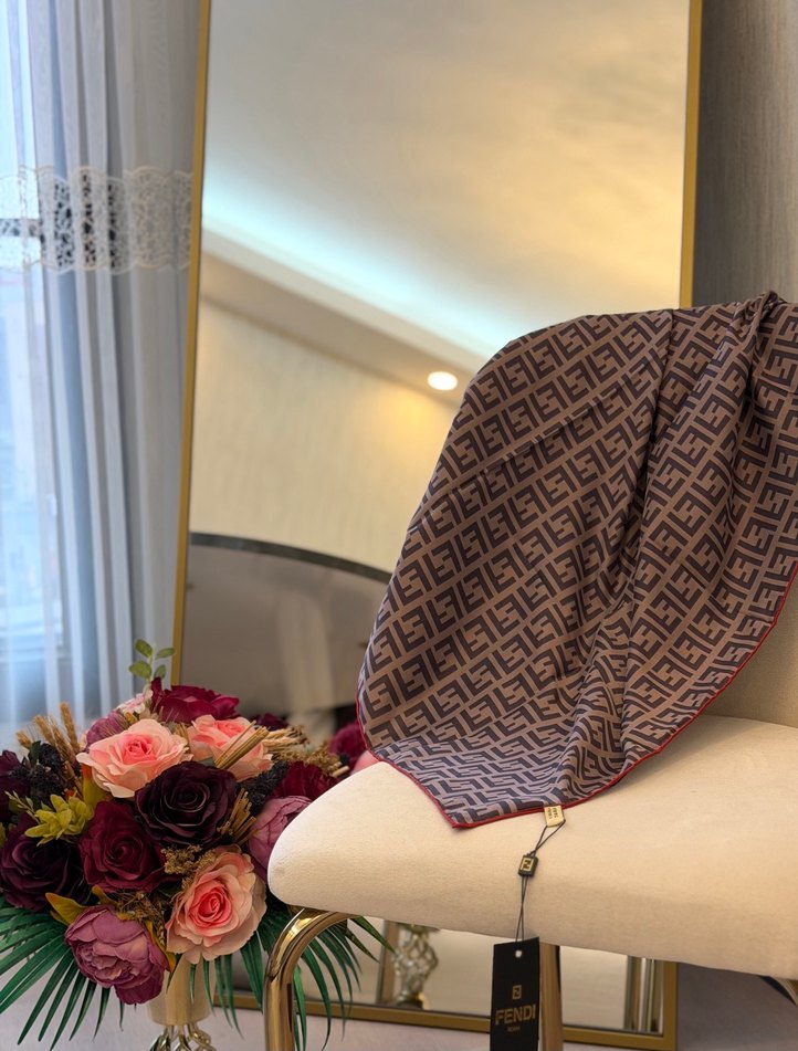 A KALİTE İTHAL FENDİ EŞARP - Görsel 3