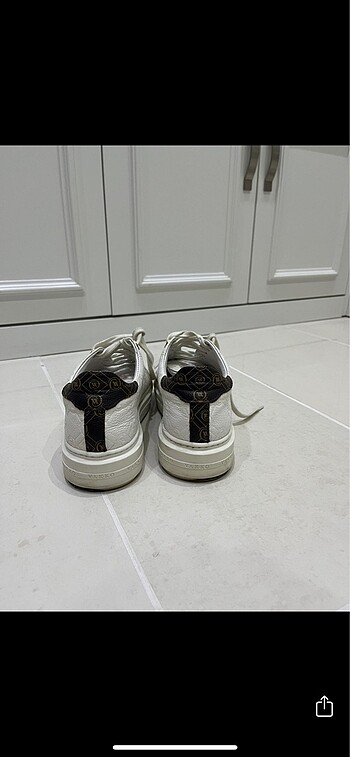 37 Beden beyaz Renk Vakko sneaker