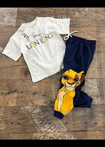 Zara Lion King Alt Üst Takım 