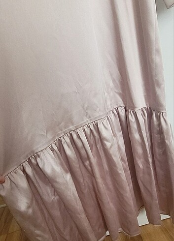 Saten abiye tesettür uzun  elbise - Görsel 2