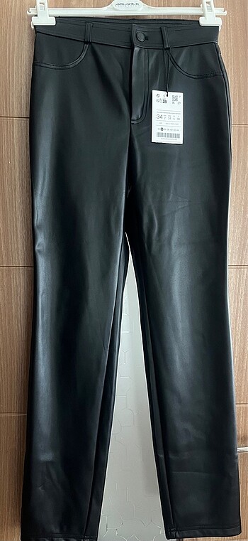 Stradivarius Deri Pantolon