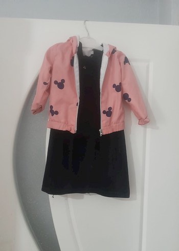 Kız Çocuk Pembe Baskılı Kürklü Yağmurluk ve elbise - Görsel 2