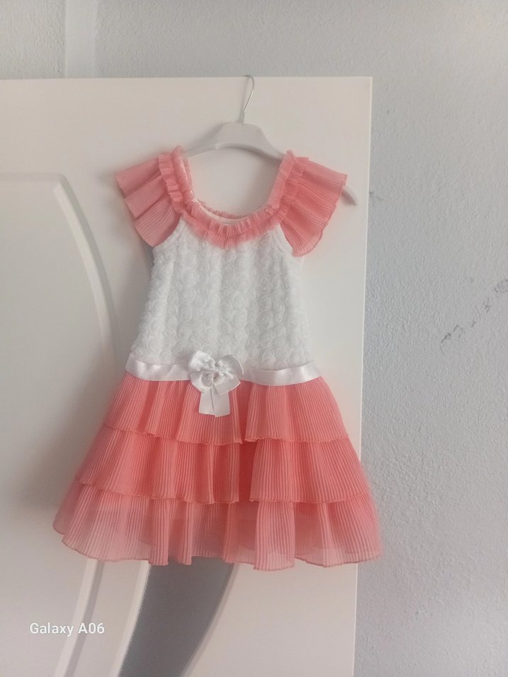 Pembe Fırfırlı Kız Çocuk elbise ve yağmurluk - Görsel 3