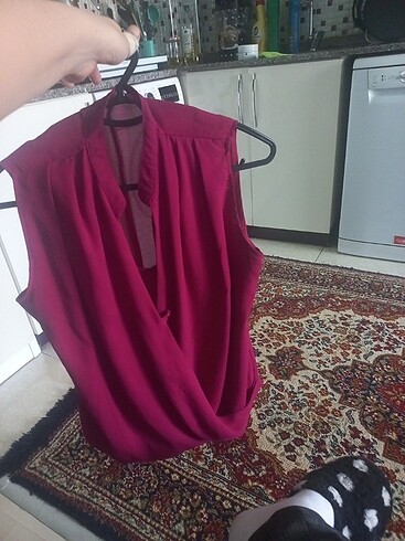 New Well Bayan tül bluz şık ve zariftir