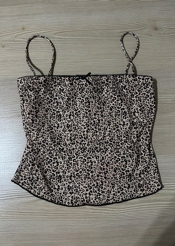 BERSHKA LEOPAR DESENLİ ASKILI BLUZ