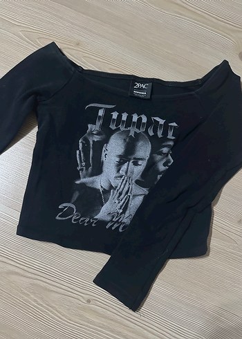 BERSHKA TUPAC OMZU ACIK ÜST
