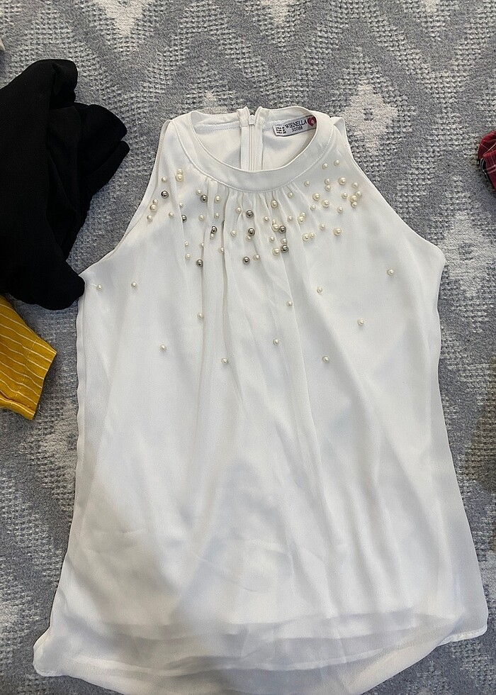 Beyaz boncuklu bluz - Görsel 2