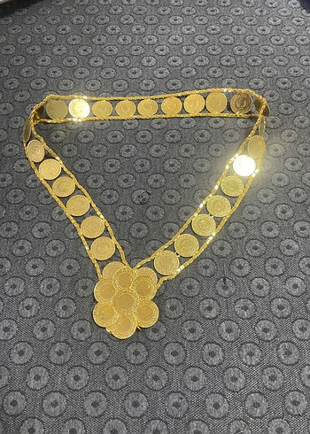 Zara Zincir Detayli Altin Renk Kadin Kemer