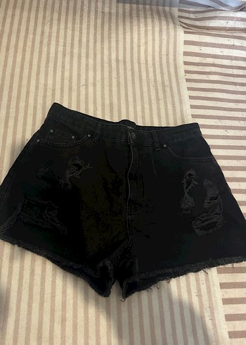 Defacto Rahat Siyah Denim Sort Sehir Stili Ve Rahatlik Bir Arada