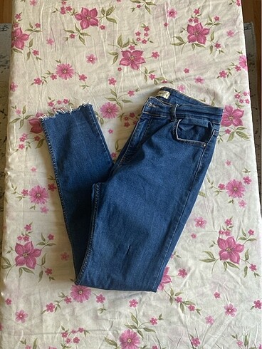 29 Beden Mavi jean