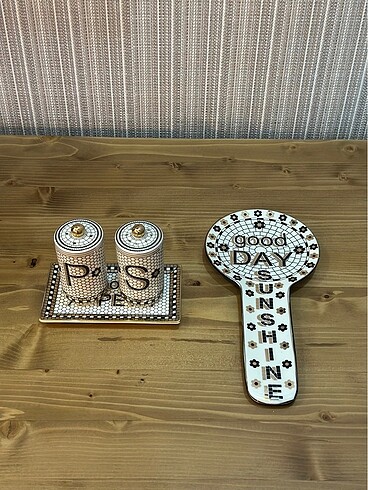 Beden Anthropologie Bistro Tile Baharat Takımı ve Kaşıklık Yeni etiket