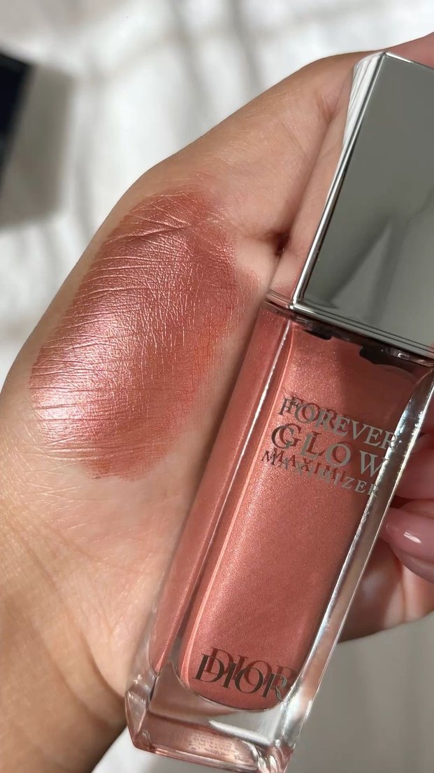Dior Forever Glow Parlatıcı - Bej - Görsel 2