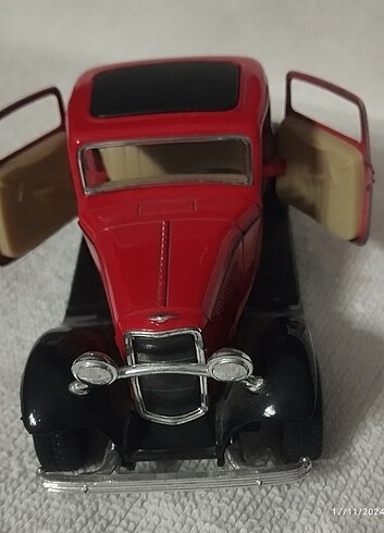 Vintage metal Araba 