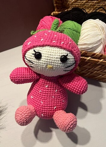 Amigurumi Çilek Bebek 