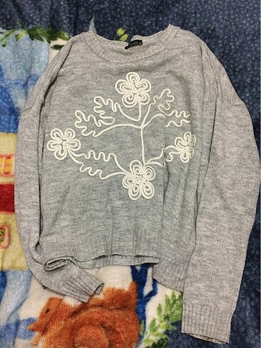 LC Waikiki sweatshirt