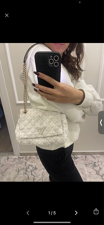 Guess Guees tüvit beyaz çanta