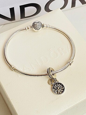 Beden Pandora aile ağacı charm