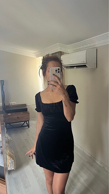 H&M H&M kadife mini elbise