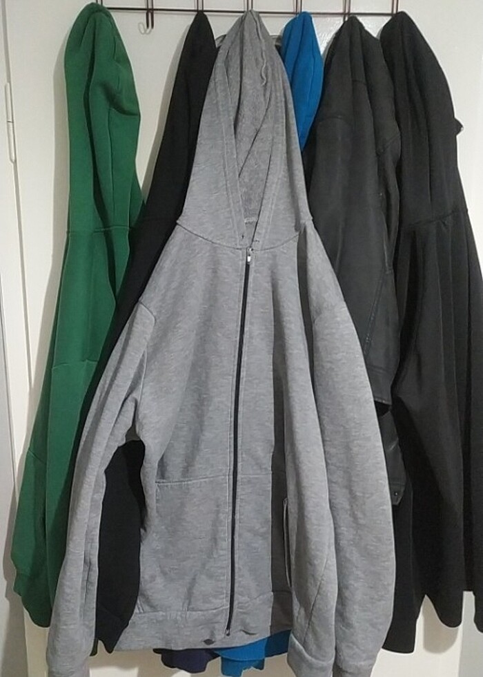 TEMİZ GRİ KAPÜŞONLU HIRKA/SWEATSHİRT  - Görsel 2