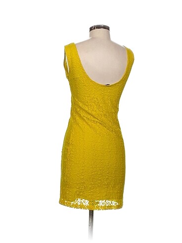 m Beden Vintage Love Kısa Elbise %70 İndirimli.