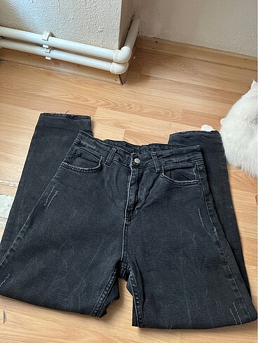 Trendyol & Milla Siyah Jean