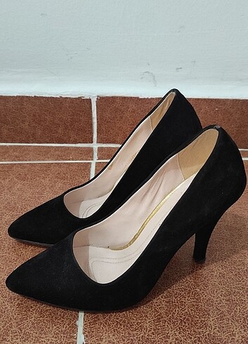 Siyah stiletto