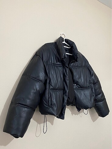 Bershka mont