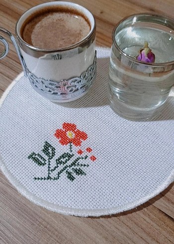 Nakışlı Çiçek Desenli Yuvarlak Peçetelik - Görsel 3