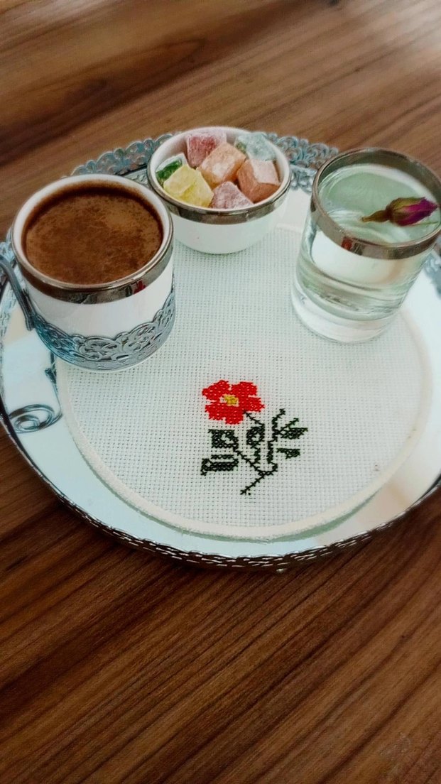 Nakışlı Çiçek Desenli Yuvarlak Peçetelik - Görsel 5