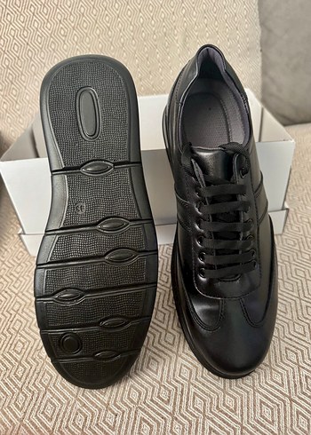 Siyah Ayakkabı Sıfır hiç kullanılmadı 43 Numara - Görsel 3