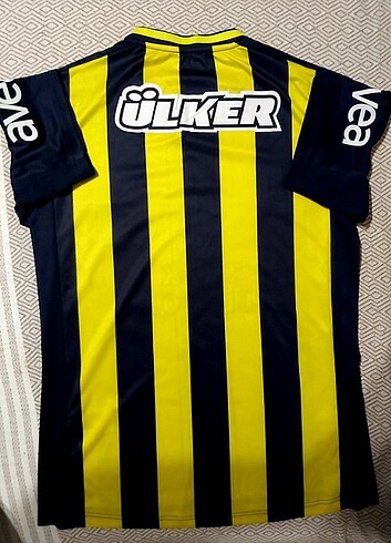 Fenerbahçe forma hediye gelmişti çok azkullanıldı tertemiz 2.3 d - Görsel 2