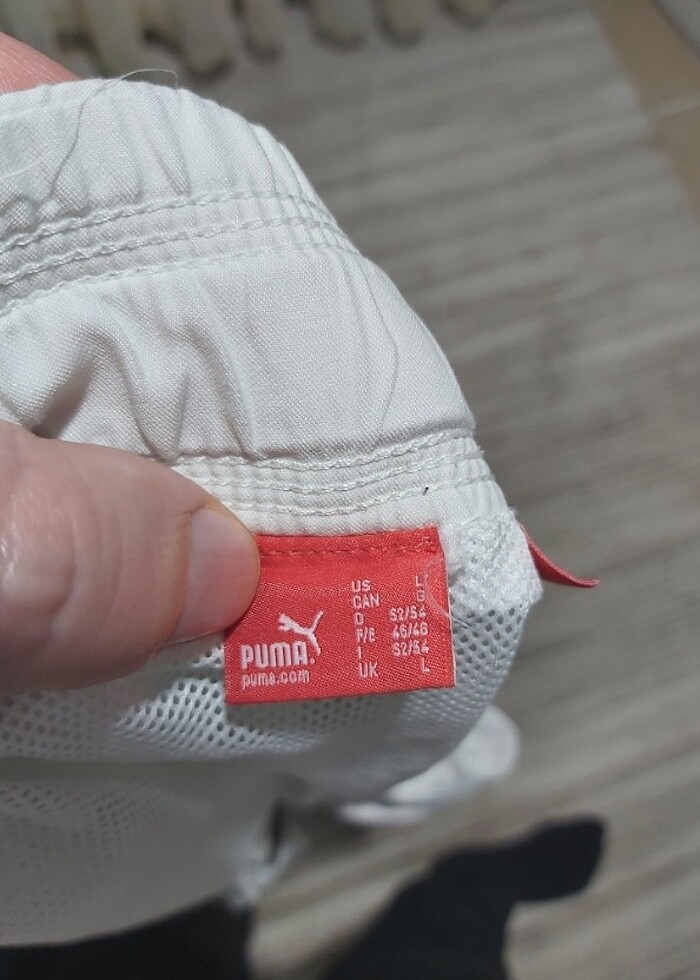 Puma orjinal mağazadan alınmıştı deniz şortu günlükte giyilebili - Görsel 4