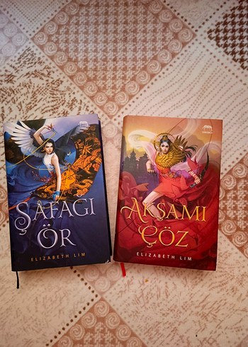 Aksamı Çöz ve Şafagi Ör Roman Seti
